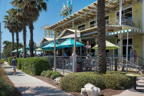 Watercrest Waves! Beachfront 2BR/2BA condo, Sleeps 8, Stunning Gulf Views!